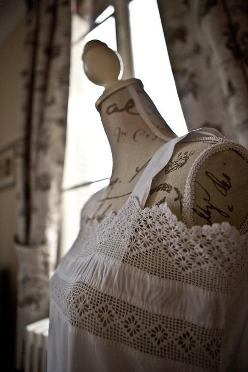 Le Manoir De Crisolles Acomodação com café da manhã Quarto foto