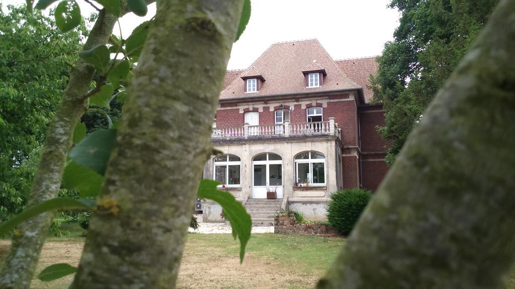Le Manoir De Crisolles Acomodação com café da manhã Exterior foto